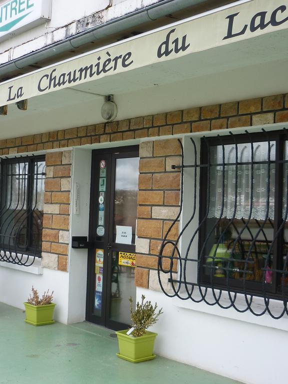 Hotel Restaurant La Chaumiere Du Lac Clairvaux-les-Lacs Exterior photo